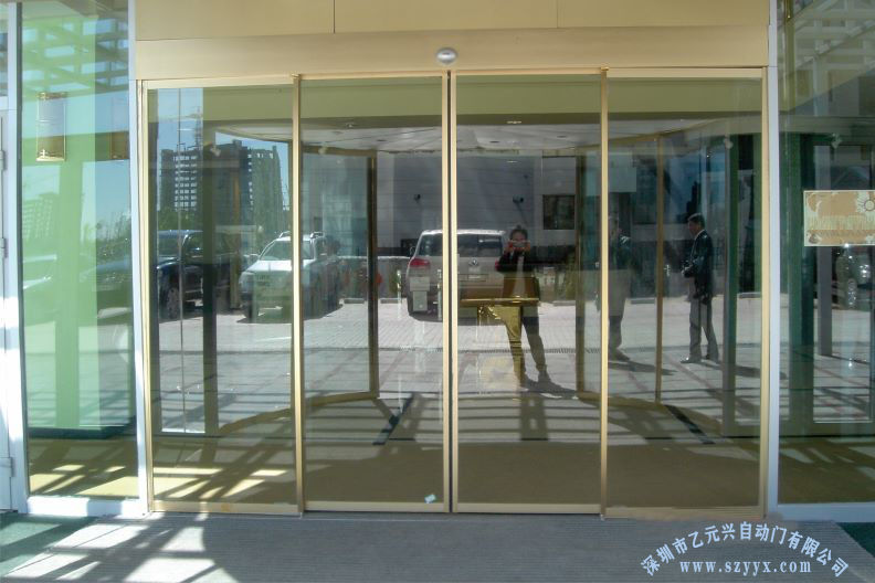 金色不锈钢玻璃麻豆爱爱视频